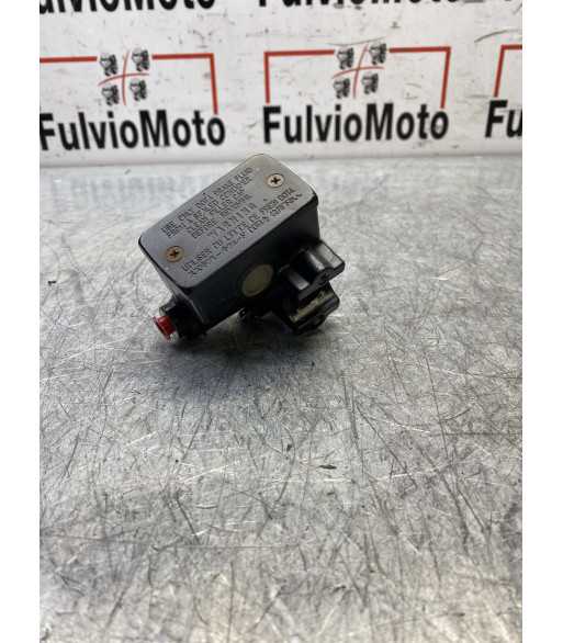 Maître-cylindre de frein Avant SUZUKI SV 650 - 2002 Maître-cylindre de frein Avant SUZUKI SV 650 - 2002