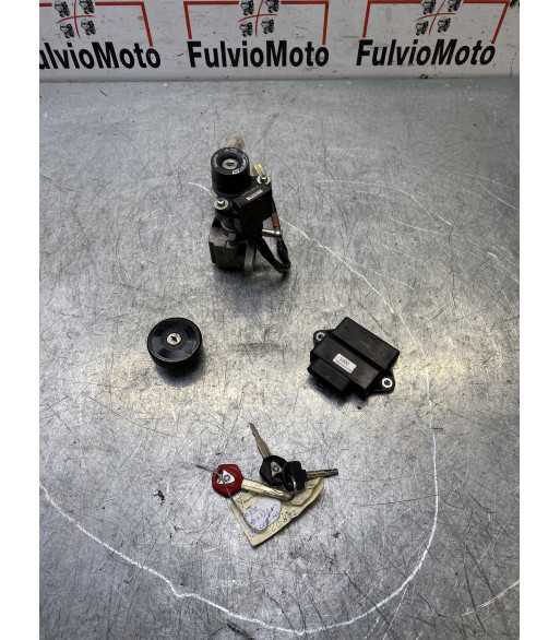Kit serrure complet YAMAHA X-MAX 125 - 2010 Kit serrure complet YAMAHA X-MAX 125 - 2010