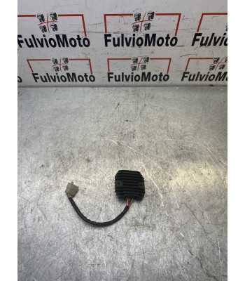 Régulateur YAMAHA FAZER 600 - 2001