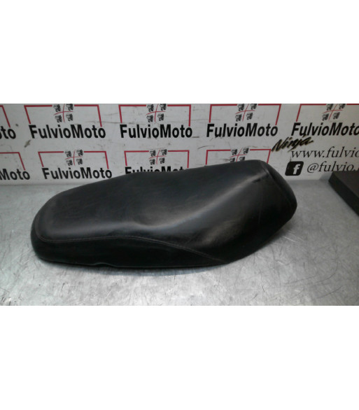Selle YAMAHA VITY 125 - 2012