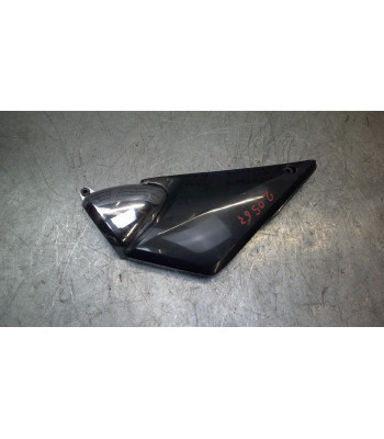 Flanc de selle Arrière Gauche SUZUKI BANDIT 600 - 2001
