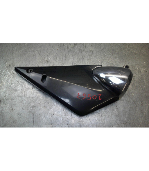 Flanc de selle Droit SUZUKI BANDIT 600 - 2001