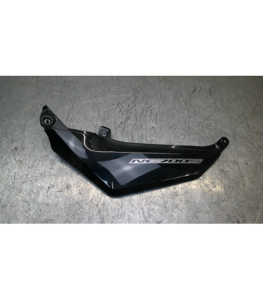Flanc de selle Gauche HONDA NC 700 - 2012