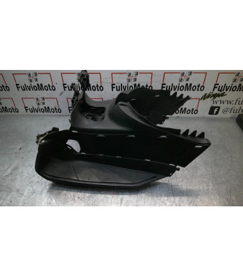 Marche-pied Central YAMAHA X-MAX 125 - 2006