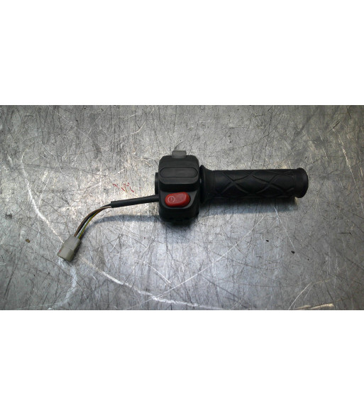 Commodo Droit YAMAHA MAJESTY 125 - 2004