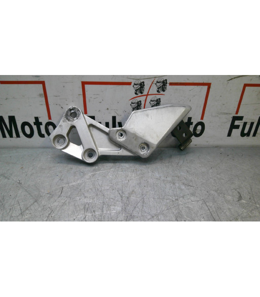Platine repose pied Droit SUZUKI SVS 1000 - 2004