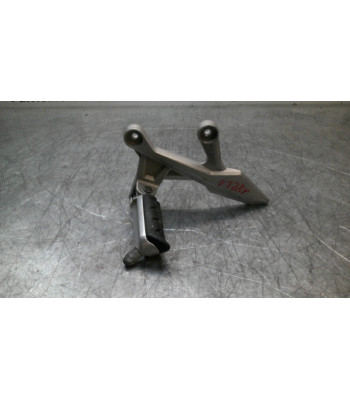 Platine repose pied Avant Gauche HONDA CBR 500 - 2016