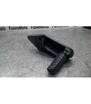 Platine repose pied Droit APRILIA SRV 850 - 2013