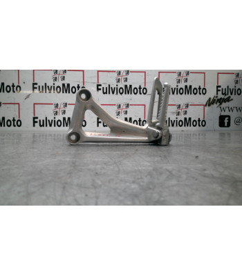 Platine repose pied Arrière Gauche HONDA CB 650 FA 650 - 2015