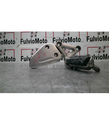 Platine repose pied Avant Droit HONDA CB 650 FA 650 - 2015