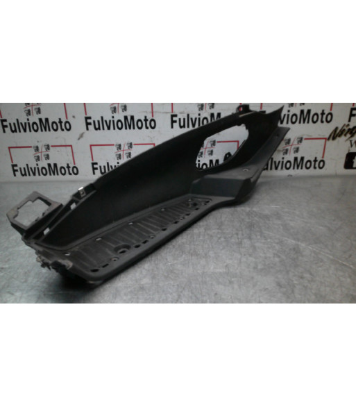 Marche-pied Gauche PIAGGIO MP3 400 - 2010