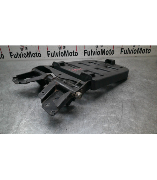 Support top case PIAGGIO MP3 400 - 2011 Support top case PIAGGIO MP3 400 - 2011