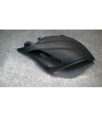 Flanc de selle Droit APRILIA SR 50 - 2004
