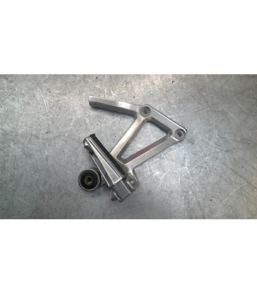 Platine repose pied Arrière Droit YAMAHA FAZER 600 - 2002