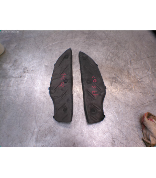 Tapis marche pied Paire PIAGGIO BEVERLY 125 - 2003