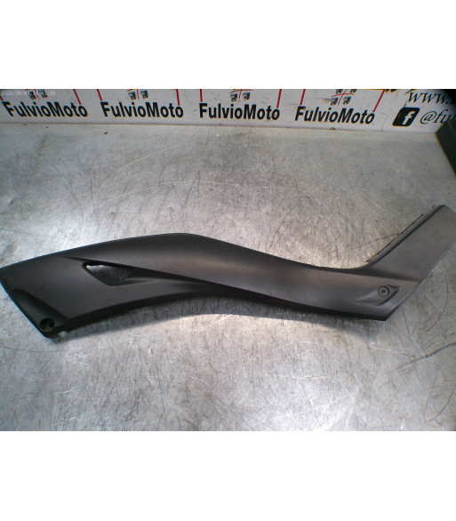 Flanc de carénage Droit YAMAHA X-MAX 125 - 2018