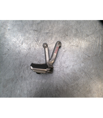 Platine repose pied Arrière Droit SUZUKI GSF 1250 - 2002