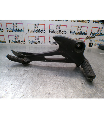 Platine repose pied Droit HONDA VARADERO 125 - 2001