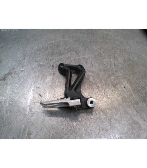 Platine repose pied Arrière Droit VOGE DS 500 - 2021