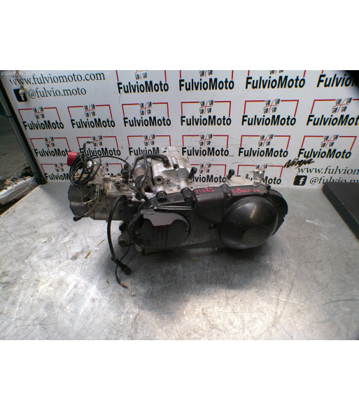 Moteur SUZUKI BURGMAN 400 - 2000 Moteur SUZUKI BURGMAN 400 - 2000