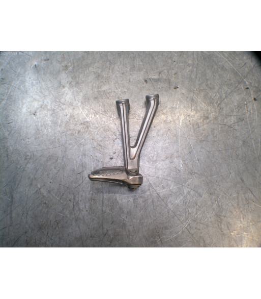 Platine repose pied Arrière Droit HONDA CBR 650 - 2022