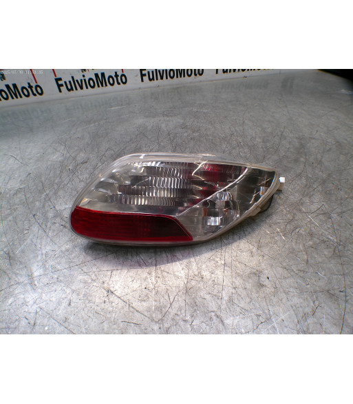 Feu Droit PIAGGIO MP3 400 - 2009 Feu Droit PIAGGIO MP3 400 - 2009