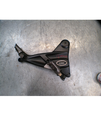 Platine repose pied Droit TRIUMPH TROPHY 1200 - 1999