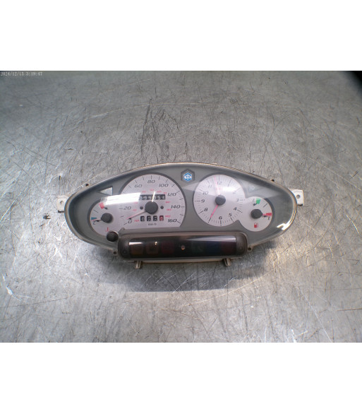 Compteur PIAGGIO X8 125 - 2006