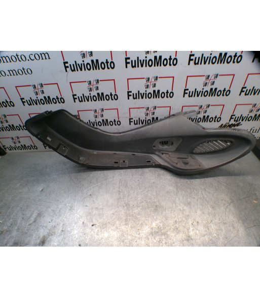 Marche-pied Gauche PIAGGIO X9 500 - 2004
