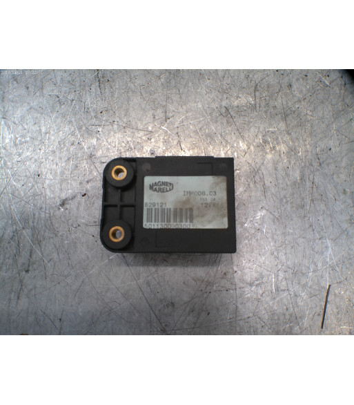 Boitier divers PIAGGIO X9 500 - 2004