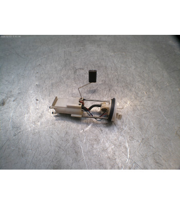 Pompe à essence PEUGEOT METROPOLIS 400 - 2015