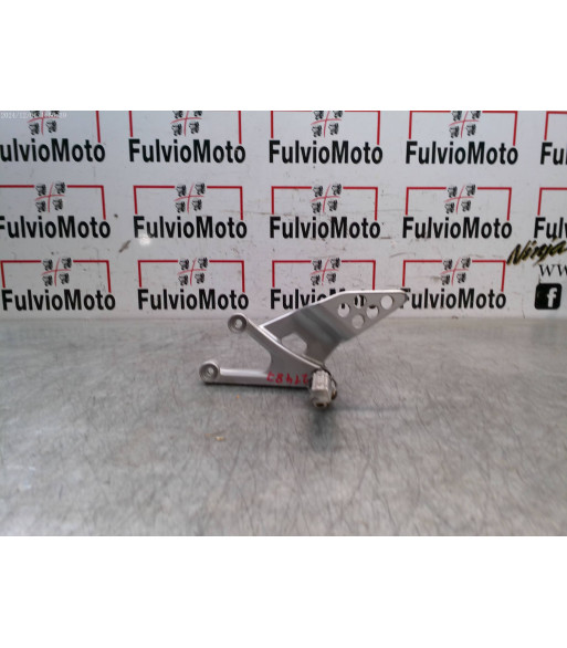Platine repose pied Gauche YAMAHA YZF-R 125 - 2015