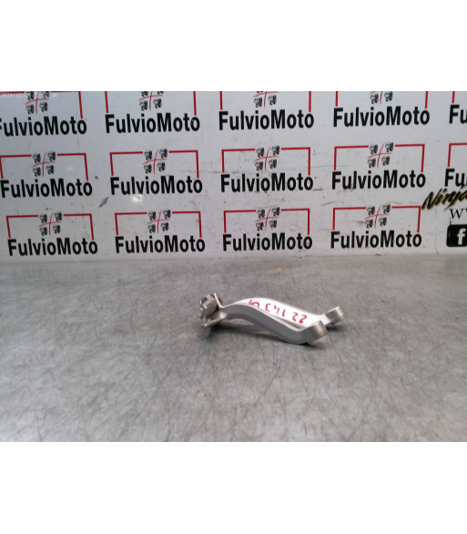 Platine repose pied Arrière Gauche SUZUKI GSXR 600 - 2001