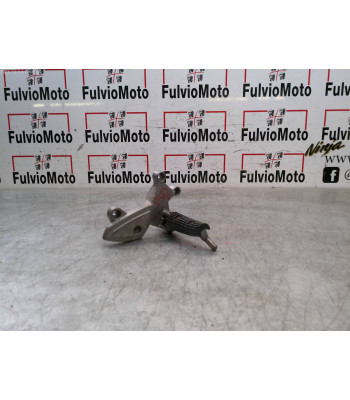 Platine repose pied Droit TRIUMPH SPRINT ST 955 - 2002