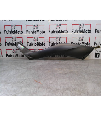 Flanc de selle Gauche YAMAHA X-MAX 125 - 2020