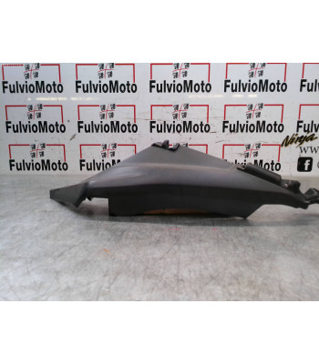 Flanc de carénage Droit YAMAHA X-MAX 125 - 2020