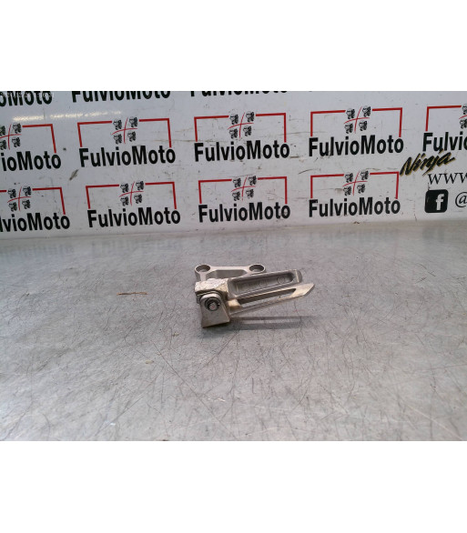Platine repose pied Arrière Gauche HONDA CB 650 FA - 2015