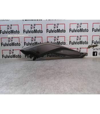 Flanc de carénage Droit YAMAHA X-MAX 400 - 2014