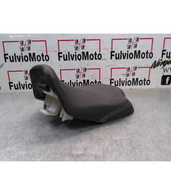 Selle HONDA CB 650 RA - 2023