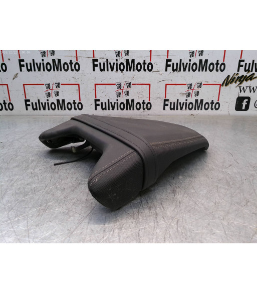 Capot de selle HONDA CB 650 RA - 2023 Capot de selle HONDA CB 650 RA - 2023