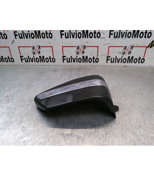 Cache divers Droit HONDA REBEL 125 - 1996 Cache divers Droit HONDA REBEL 125 - 1996