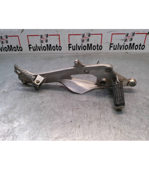 Platine repose pied Droit YAMAHA TDM 900 - 2002