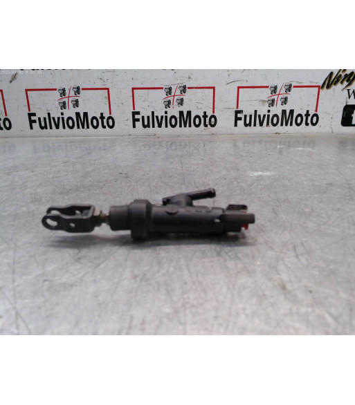 Maître-cylindre de frein Arrière YAMAHA MT09 TRACER - 2022