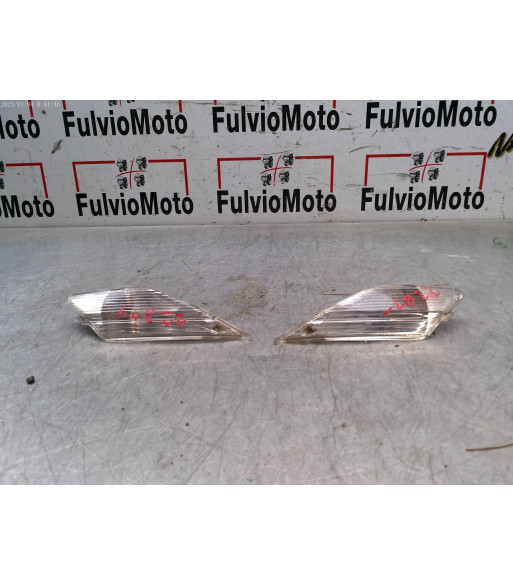 Clignotant LOT APRILIA sportcity 125 - 2010