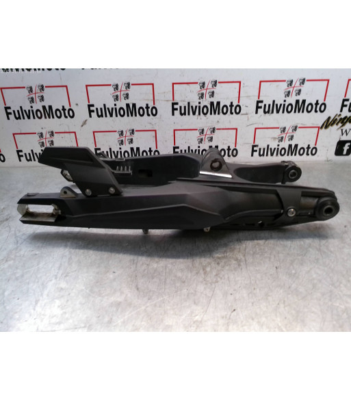 Bras oscillant TRIUMPH TIGER 800 - 2011