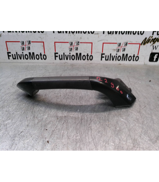 Barre maintien passager Gauche PIAGGIO MP3 400 - 2009