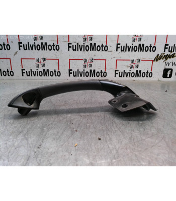Barre maintien passager Droit PIAGGIO MP3 400 - 2009