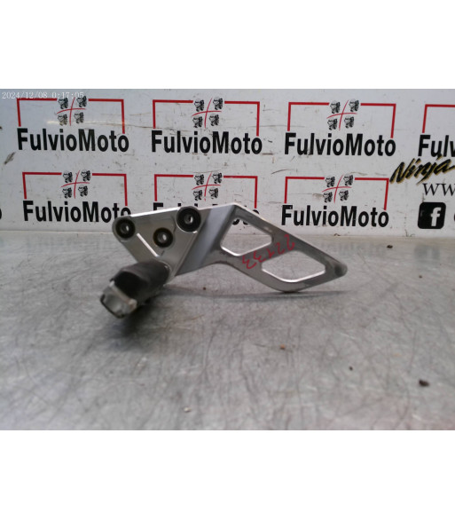 Platine repose pied Avant Gauche SUZUKI BANDIT 650 - 2005