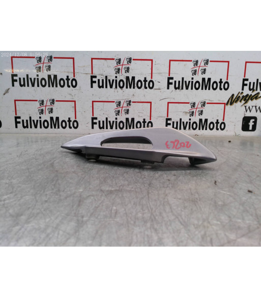 Barre maintien passager Droit SUZUKI BURGMAN 125 - 2014