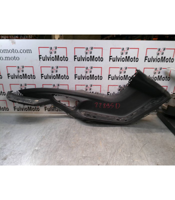 Marche-pied Droit SUZUKI BURGMAN EXECUTIVE 650 - 2013